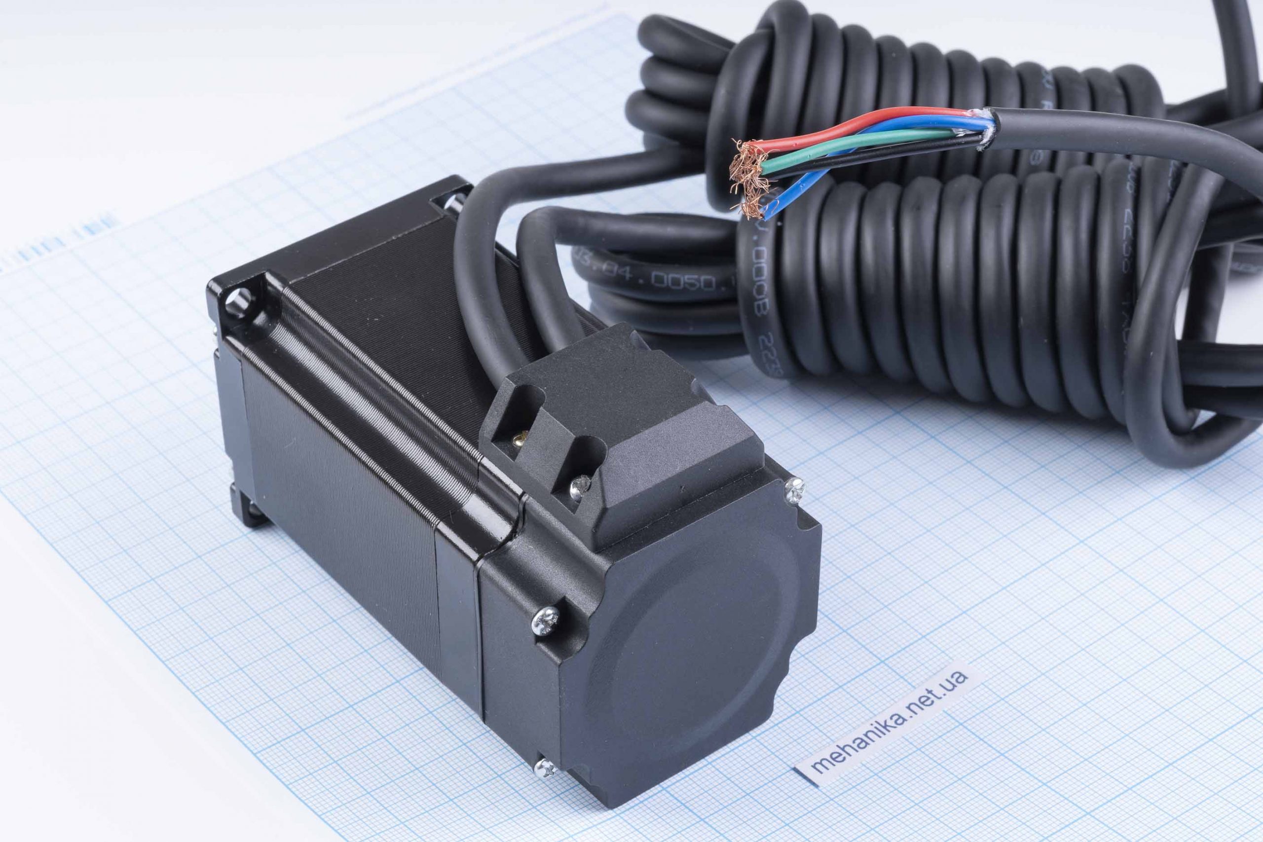 Кроковий двигун з енкодером Nema23(57) CNYOHO 57BYGH82EC-1000 2.5Nm, 3.0А + гібридний серводрайвер CNYOHO YH57HX