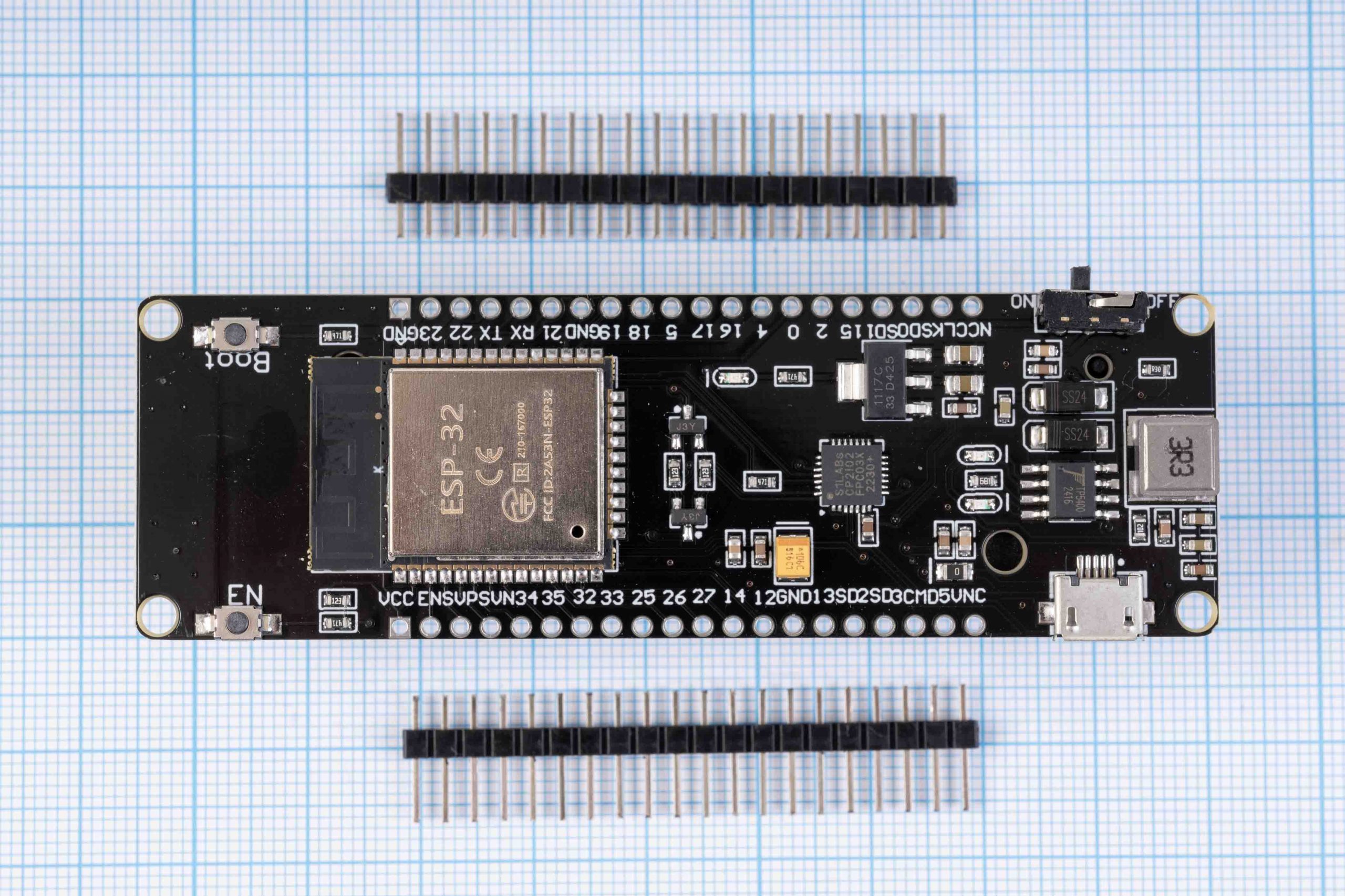Плата ESP WROOM 32 WIFI + Bluetooth, ESP32, чіп CH2102, microUSB, з відсіком для 18650