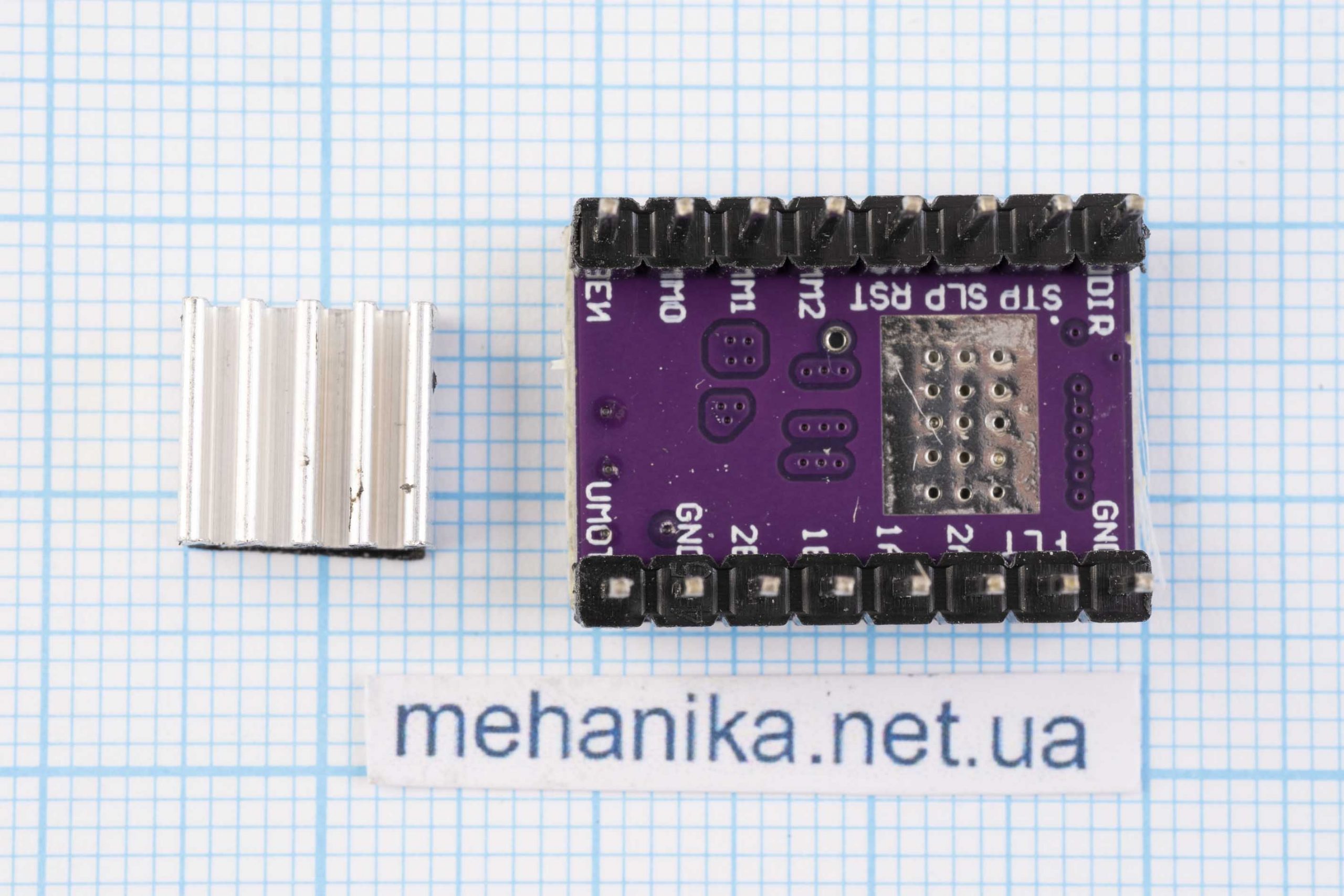Драйвер крокового двигуна DRV8825