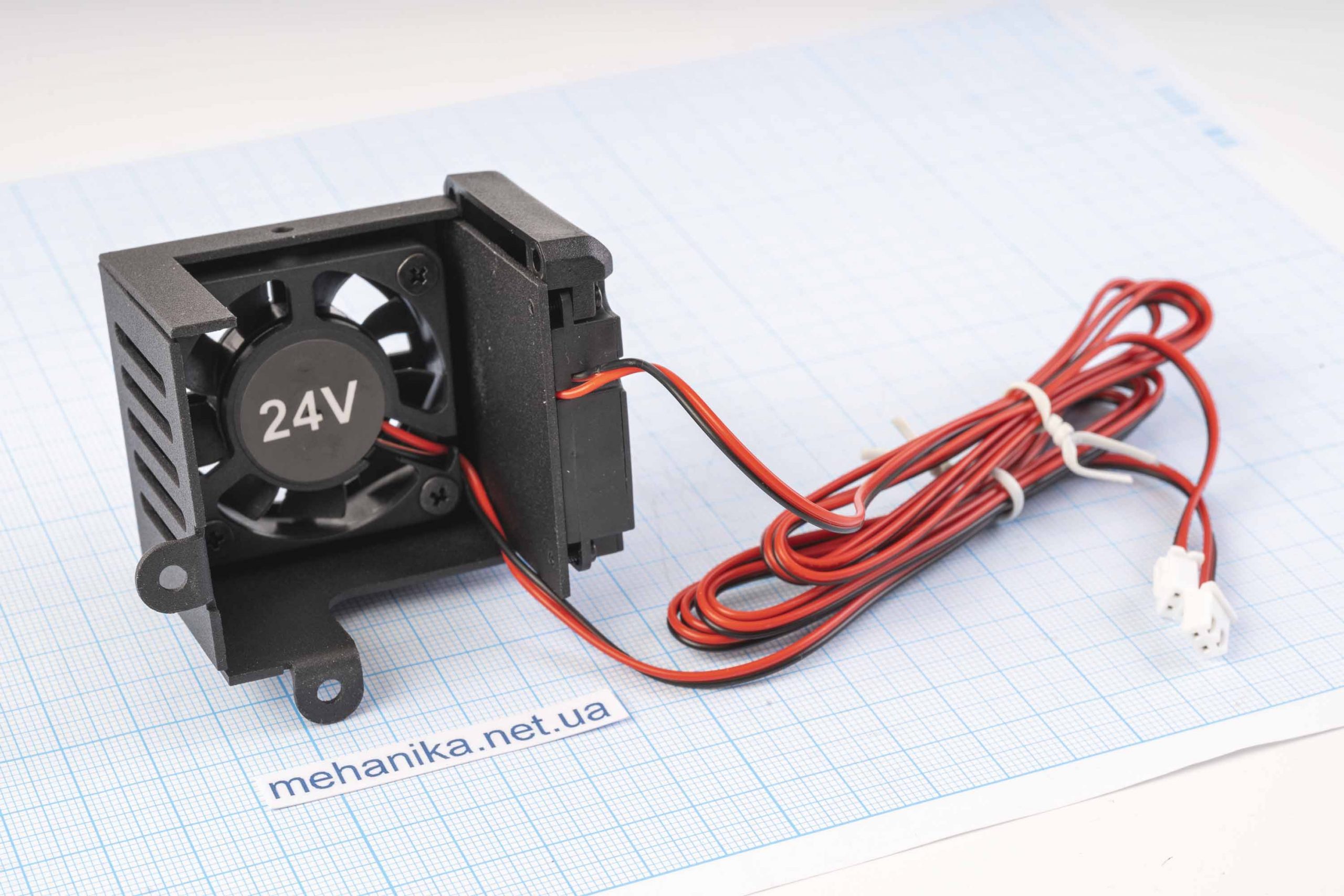 Кожух екструдера для Ender-3/CR-10 з двома вентиляторами 40x40x10/24V та направленим потоком обдуву