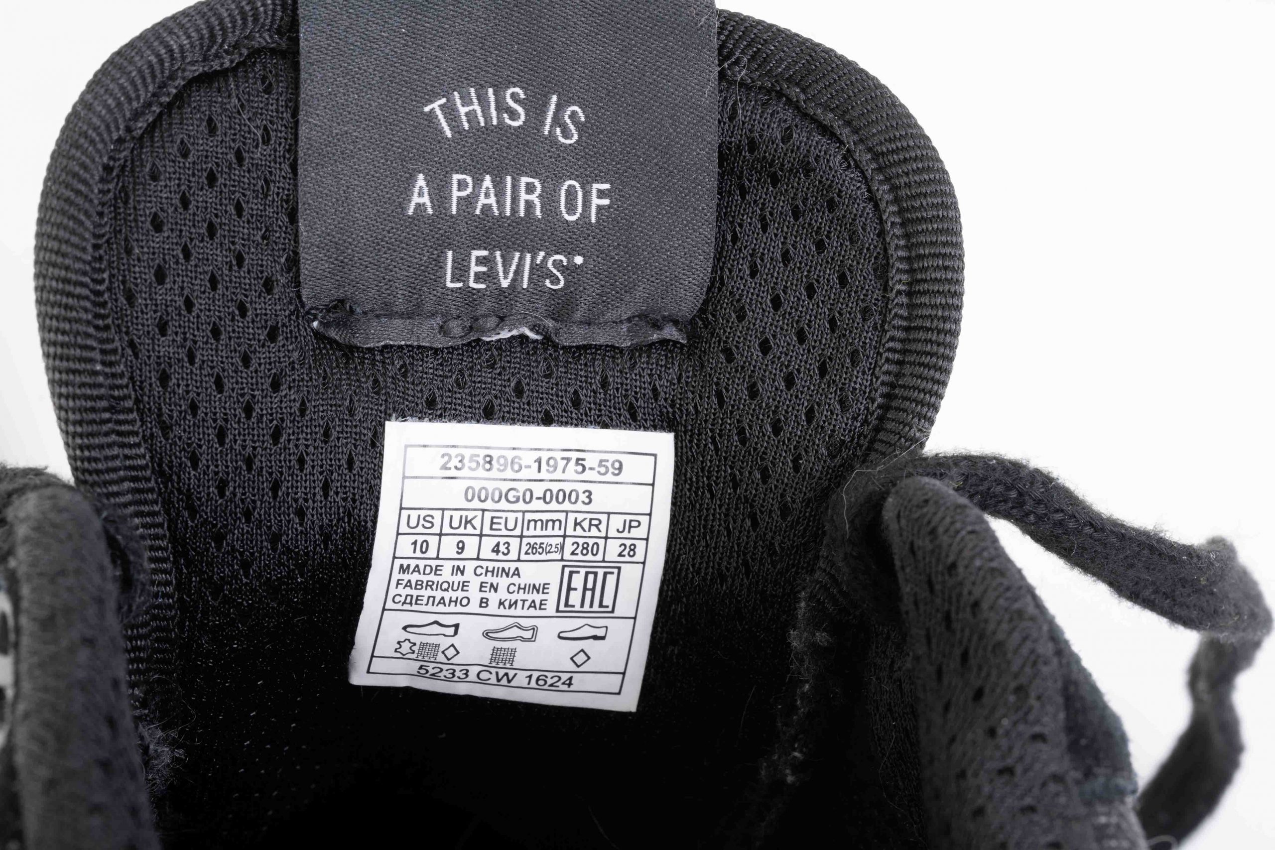 Чоловічі кросівки Levi's Charge 235896-1975-59 розмір 43 (устілка 28 см)