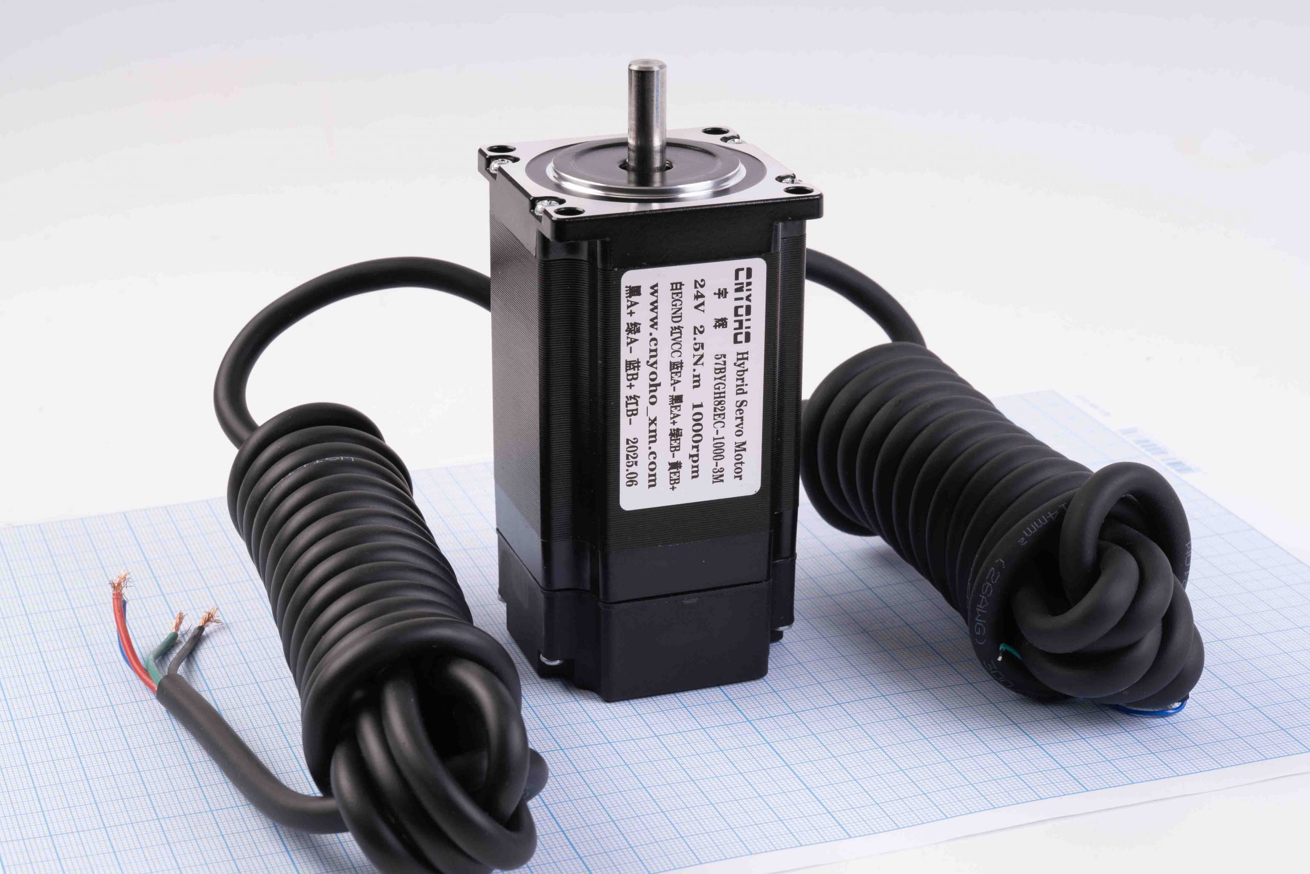 Кроковий двигун з енкодером Nema23(57) CNYOHO 57BYGH82EC-1000 2.5Nm, 3.0А + гібридний серводрайвер CNYOHO HBS57, кабель 300 см